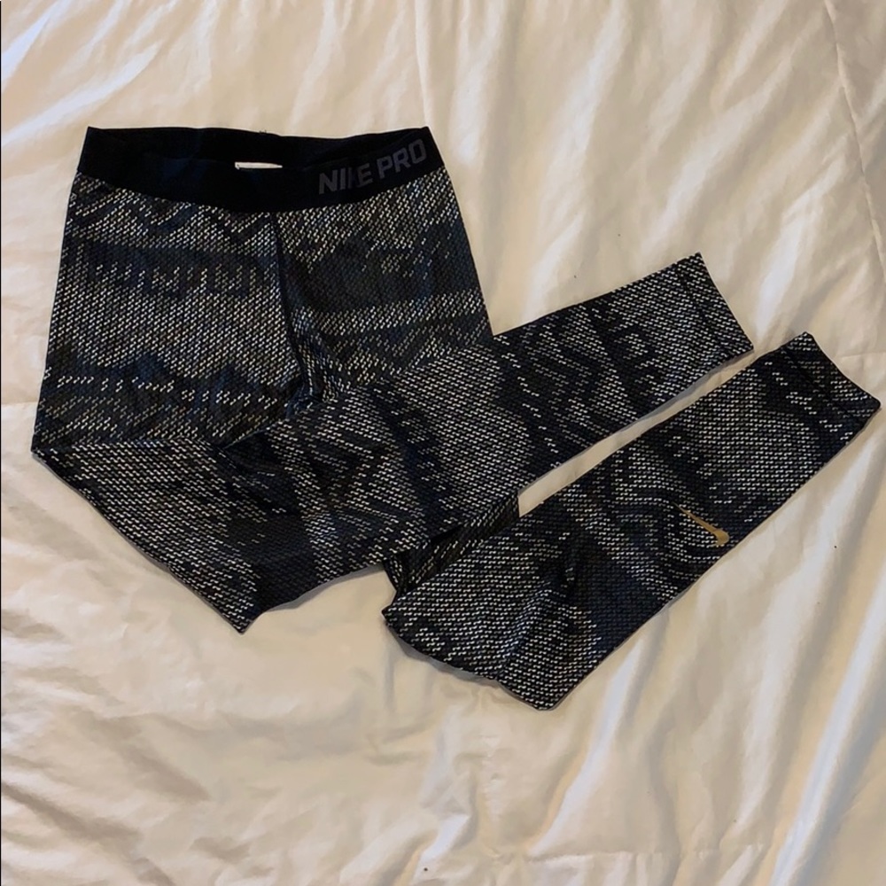 Nike Pro leggings